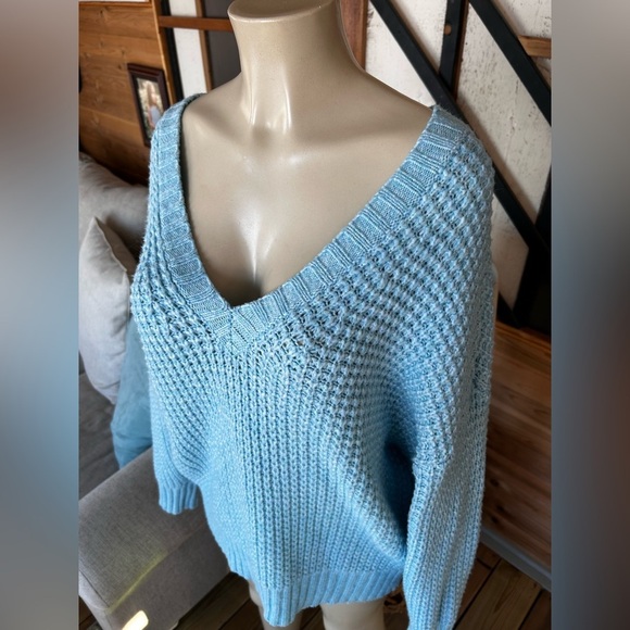 🩵Americana Eagle sky blue sweater size L pre loved - Picture 4 of 6